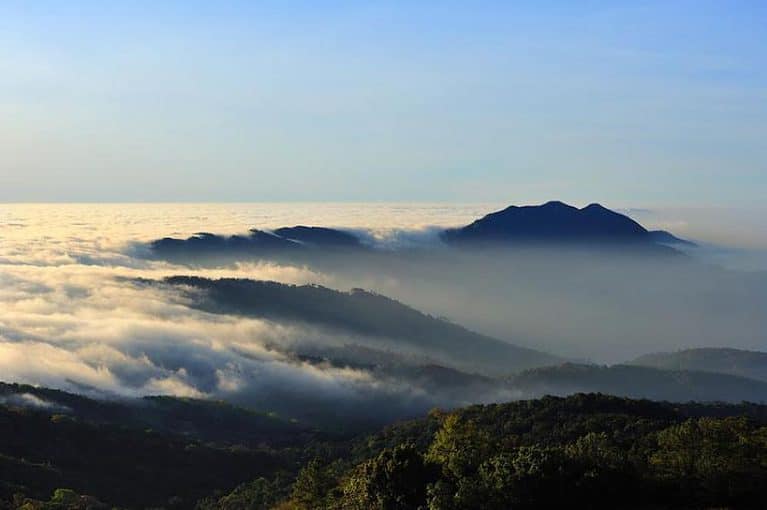 Doi Inthanon's Kew Mae Pan Trek: Unforgettable Panoramic Views